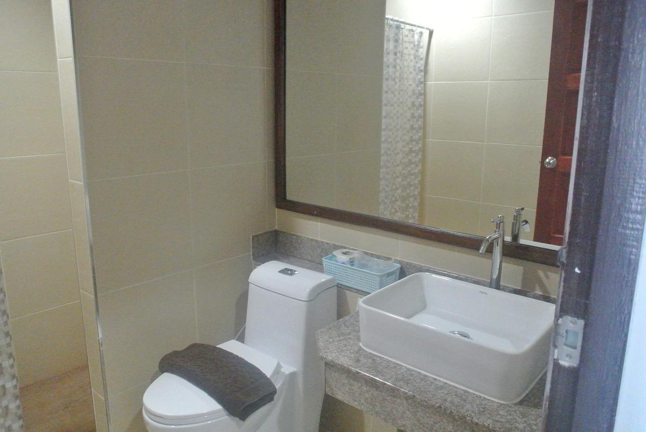Hotel Baan Duangkamol Phitsanulok Exterior foto