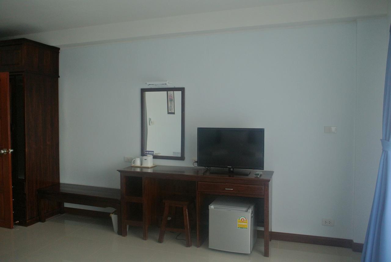 Hotel Baan Duangkamol Phitsanulok Exterior foto