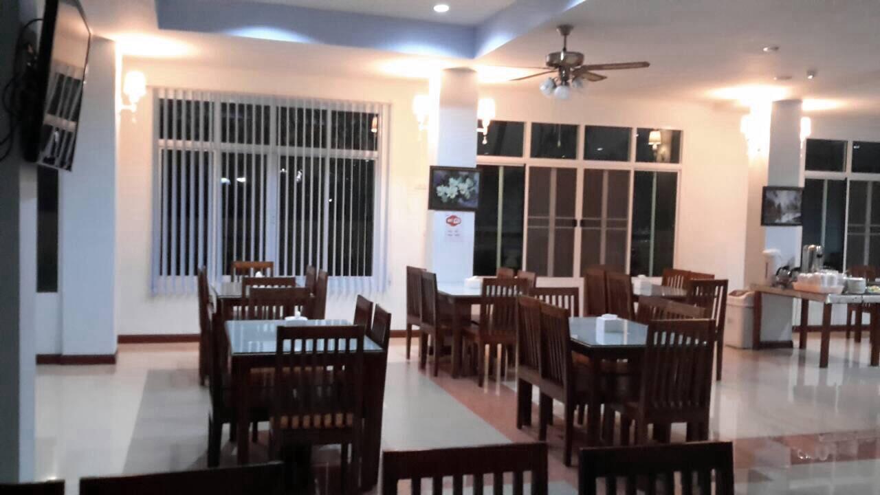 Hotel Baan Duangkamol Phitsanulok Exterior foto